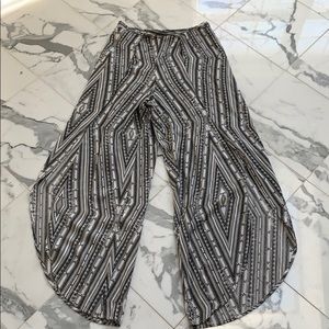 Lilyful Palazzo Pants